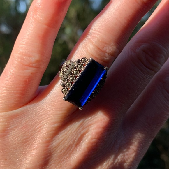 Blue Stone Studded Ring - 6.5 - Picture 2 of 7